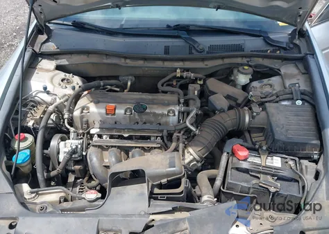 2010 Honda Accord 2.4 Lx из США, поврежденный, VIN 1HGCP2F35AA036057